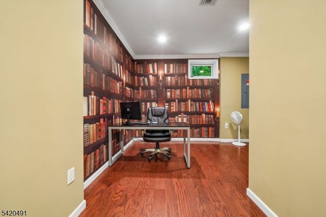 72 Hook Mountain Rd, Montville Twp., NJ 07045