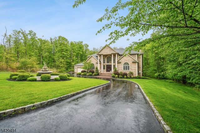 72 Hook Mountain Rd, Montville Twp., NJ 07045