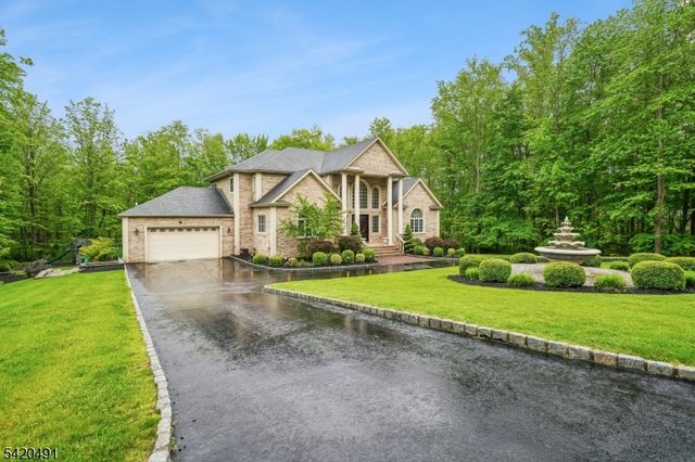 72 Hook Mountain Rd, Montville Twp., NJ 07045