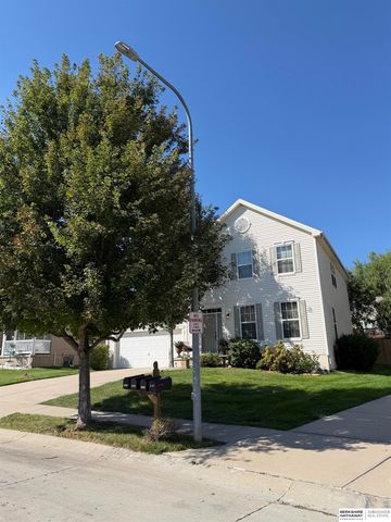 7528 N 89th Street, Omaha, NE 68122