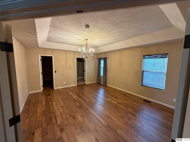 7528 N 89th Street, Omaha, NE 68122