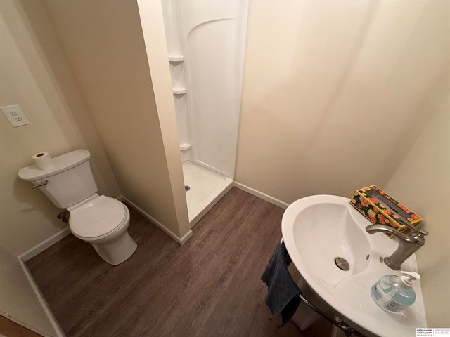 7528 N 89th Street, Omaha, NE 68122