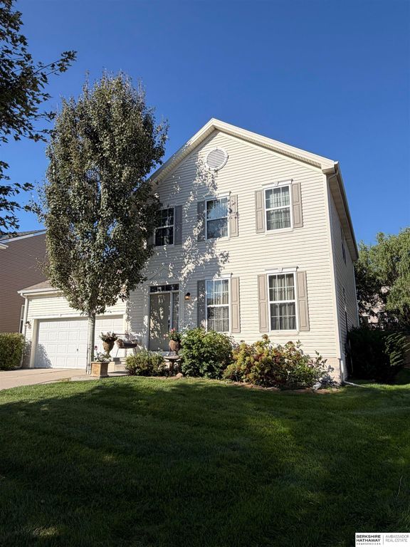 7528 N 89th Street, Omaha, NE 68122