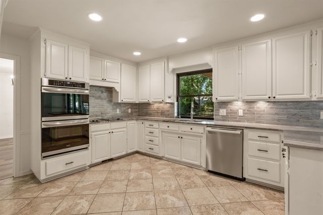 10958 S Richmond Avenue, Tulsa, OK 74137