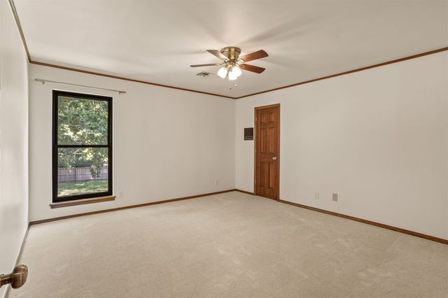 10958 S Richmond Avenue, Tulsa, OK 74137