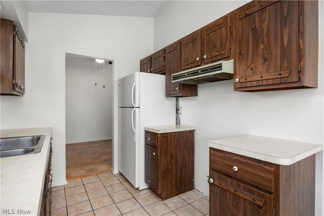 26619 Redwood Drive, Olmsted Falls, OH 44138