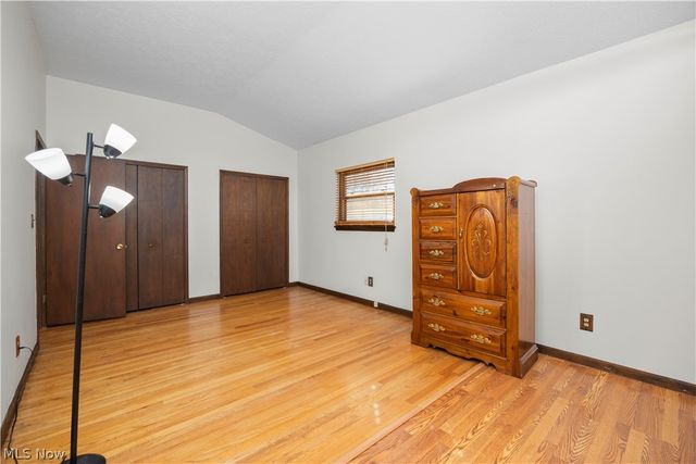 26619 Redwood Drive, Olmsted Falls, OH 44138