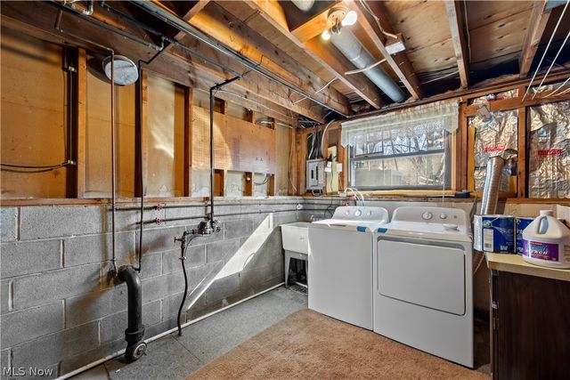 26619 Redwood Drive, Olmsted Falls, OH 44138