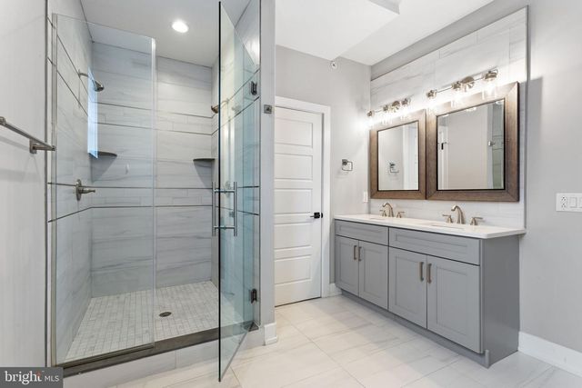 1640 EDGLEY ST, Philadelphia, PA 19121