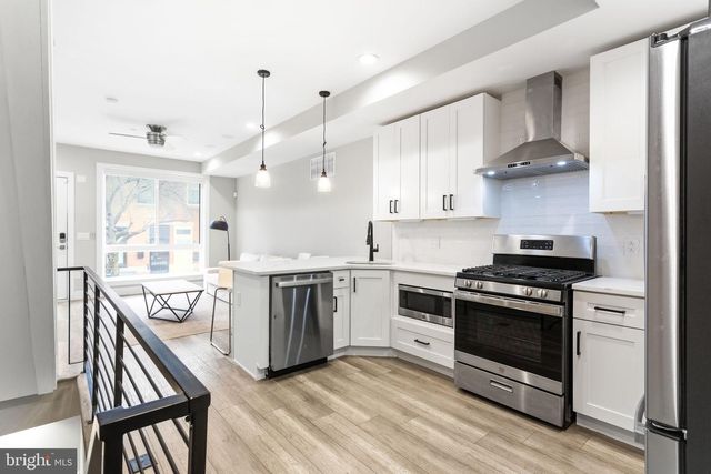 1640 EDGLEY ST, Philadelphia, PA 19121