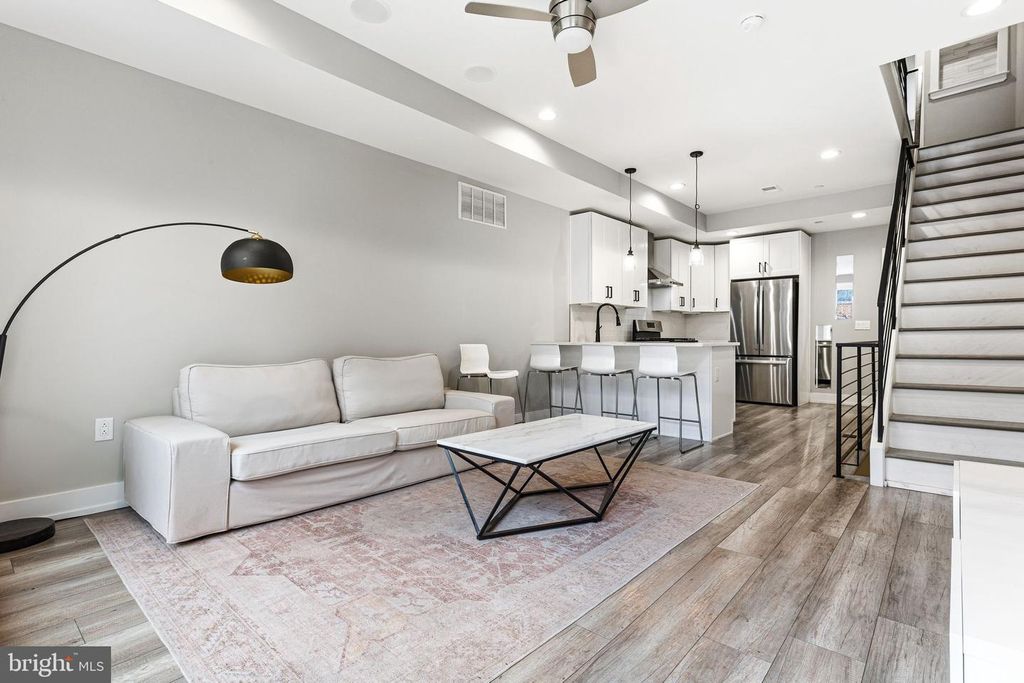 1640 EDGLEY ST, Philadelphia, PA 19121