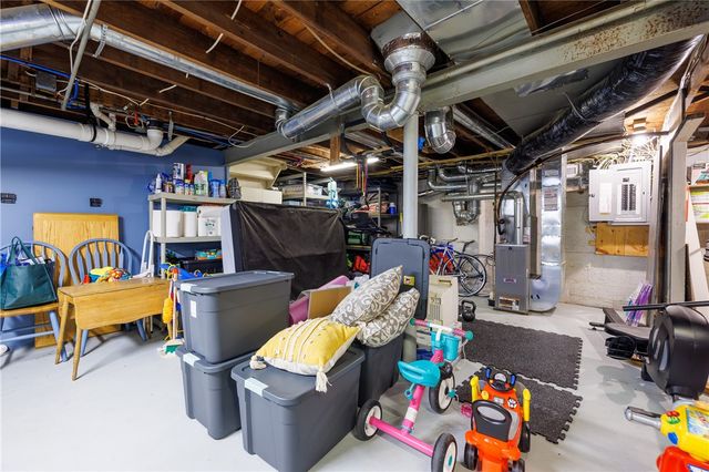 36 Walbert Drive, Gates, NY 14624