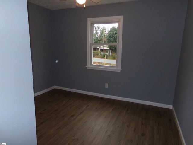 611 Bridwell Road, Travelers Rest, SC 29690