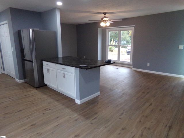 611 Bridwell Road, Travelers Rest, SC 29690