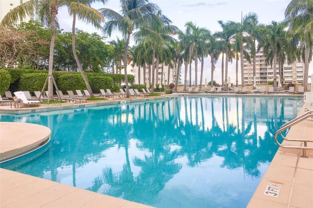 1435 Brickell Ave 3510, Miami, FL 33131