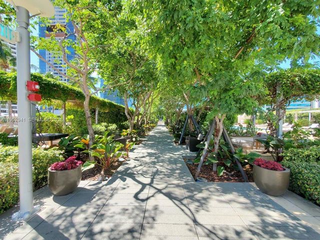 1435 Brickell Ave 3510, Miami, FL 33131