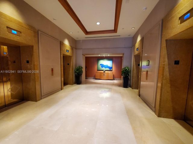 1435 Brickell Ave 3510, Miami, FL 33131