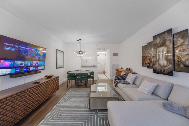 1435 Brickell Ave 3510, Miami, FL 33131