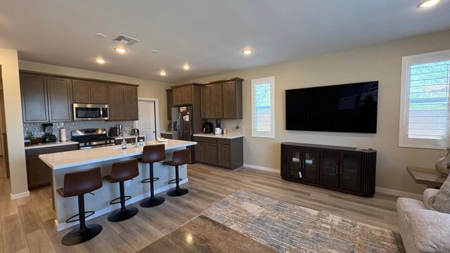 17744 W Cassia Way, Goodyear, AZ 85338