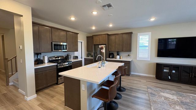 17744 W Cassia Way, Goodyear, AZ 85338