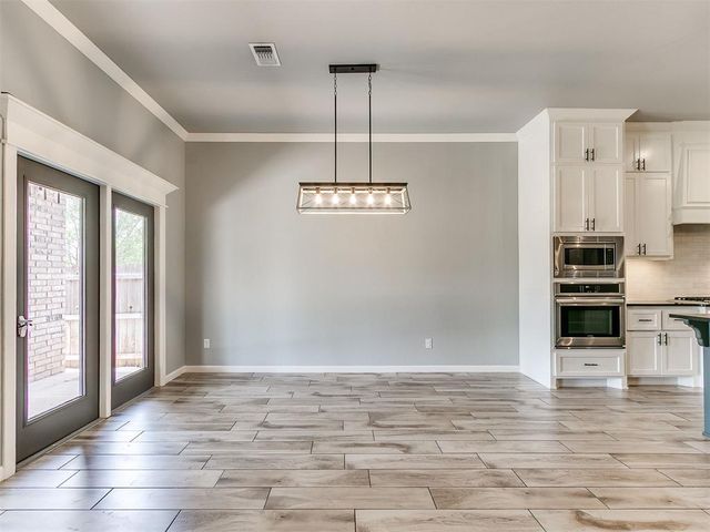 12912 SW 8th Street, Yukon, OK 73099