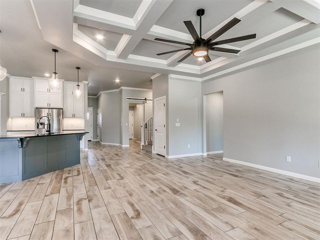 12912 SW 8th Street, Yukon, OK 73099