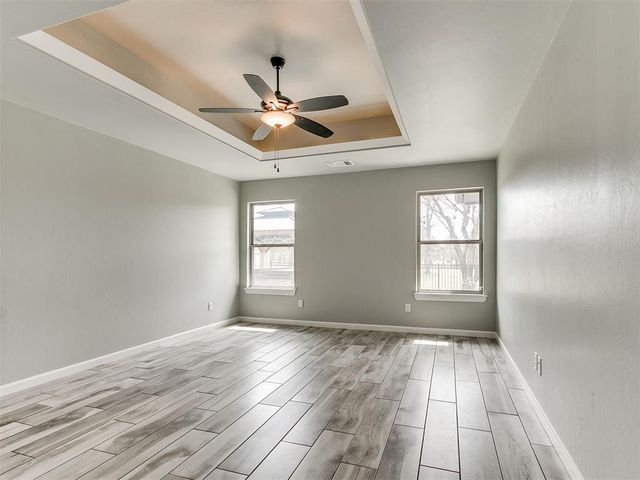 12912 SW 8th Street, Yukon, OK 73099