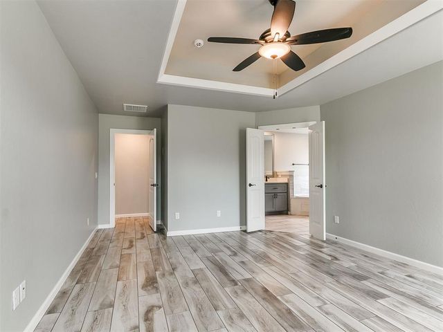 12912 SW 8th Street, Yukon, OK 73099