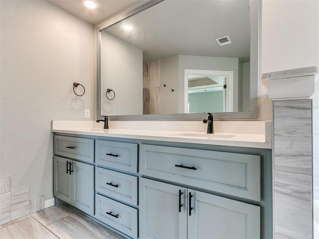 12912 SW 8th Street, Yukon, OK 73099