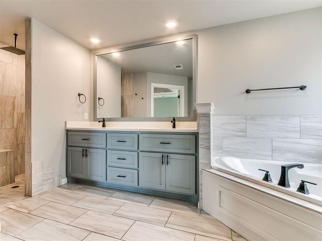 12912 SW 8th Street, Yukon, OK 73099