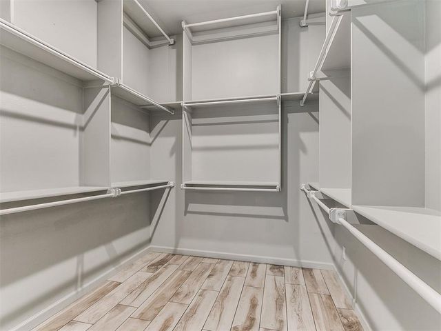 12912 SW 8th Street, Yukon, OK 73099