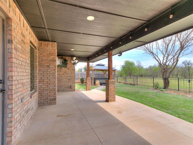 12912 SW 8th Street, Yukon, OK 73099