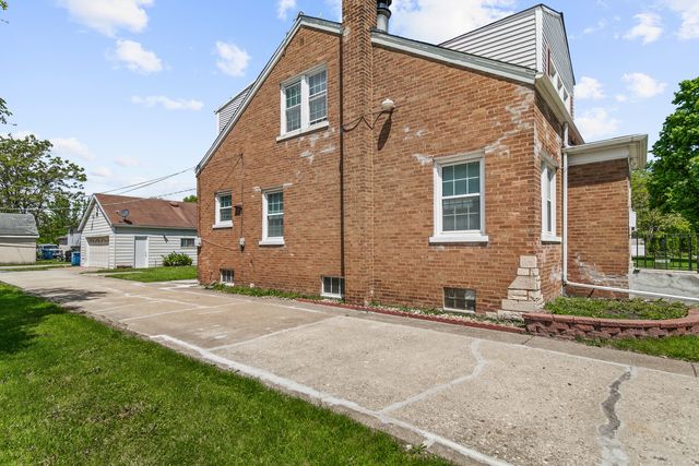 14336 S Harrison Avenue, Posen, IL 60469