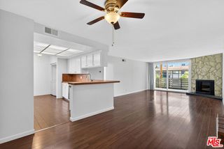 11706 Montana Avenue 202, Los Angeles, CA 90049