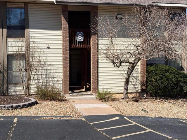 243 Clubhouse Drive Bldg 6 Unit 12, Branson, MO 65616