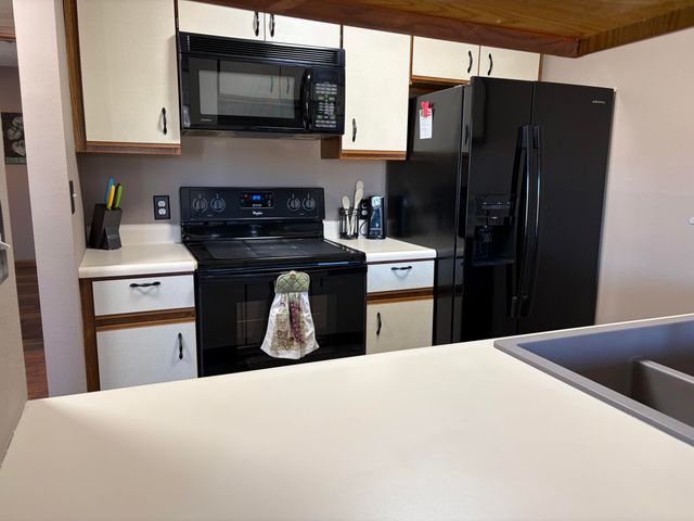 243 Clubhouse Drive Bldg 6 Unit 12, Branson, MO 65616