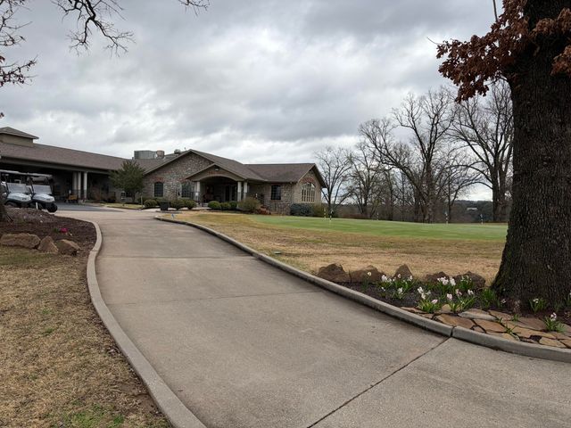 243 Clubhouse Drive Bldg 6 Unit 12, Branson, MO 65616