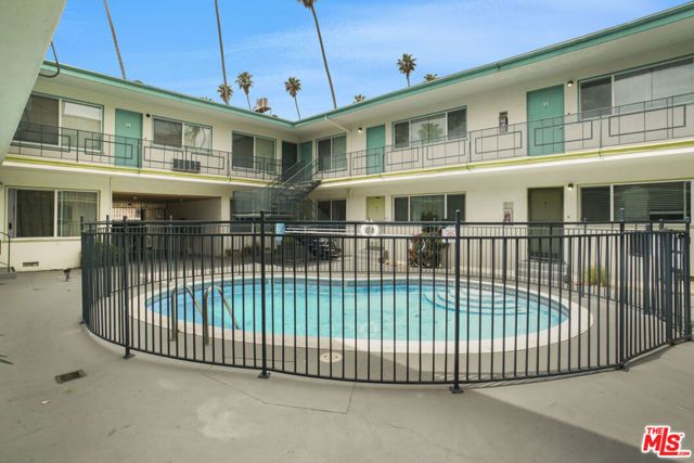 400 S Mariposa Avenue, Los Angeles, CA 90020