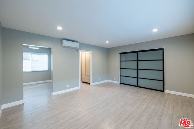 400 S Mariposa Avenue, Los Angeles, CA 90020