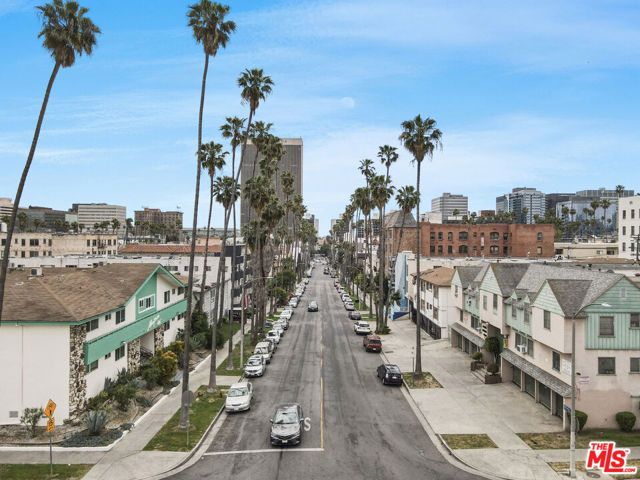 400 S Mariposa Avenue, Los Angeles, CA 90020