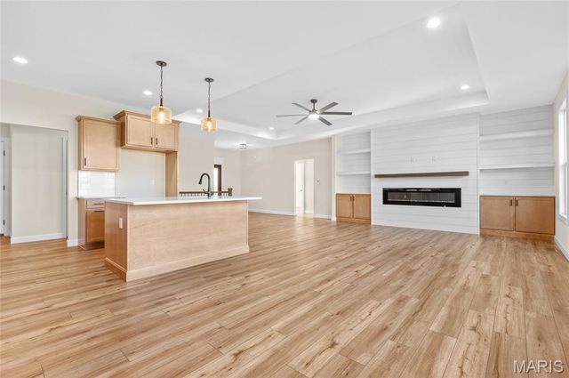 621 Glendale Drive, Troy, IL 62294