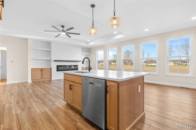 621 Glendale Drive, Troy, IL 62294