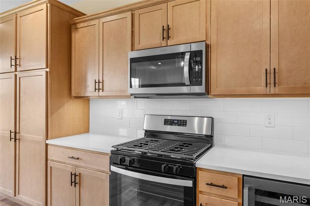 621 Glendale Drive, Troy, IL 62294