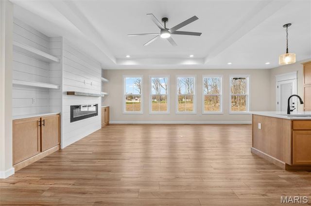 621 Glendale Drive, Troy, IL 62294