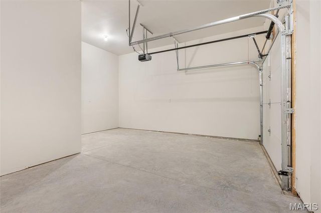 621 Glendale Drive, Troy, IL 62294