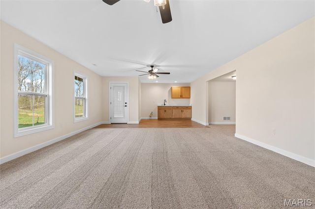 621 Glendale Drive, Troy, IL 62294