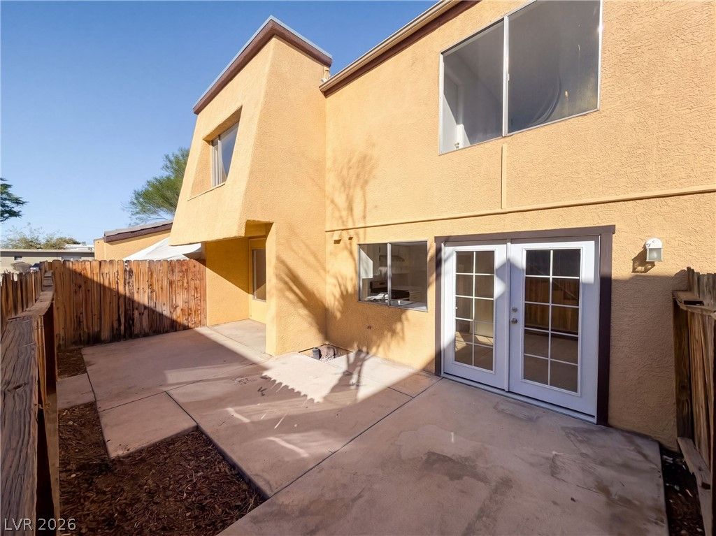1511 Living Desert Drive B, Las Vegas, NV 89119 — photo 5