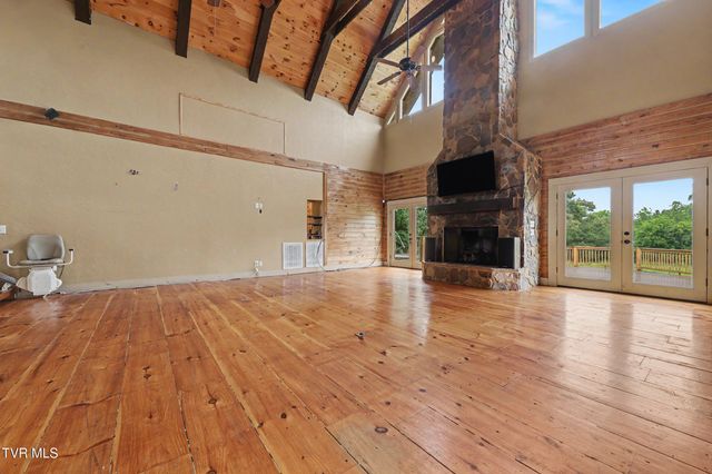 3101 Whitehouse Road, Greeneville, TN 37745