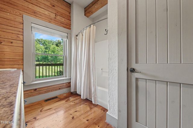 3101 Whitehouse Road, Greeneville, TN 37745