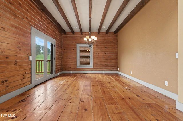 3101 Whitehouse Road, Greeneville, TN 37745